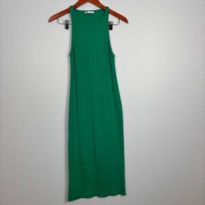 Zara Vibrant Sleeveless Crew-Neck Green Midi Dress
Size L